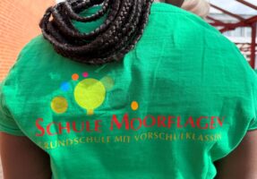 Unsere Schule hat neue Schulkleidung!